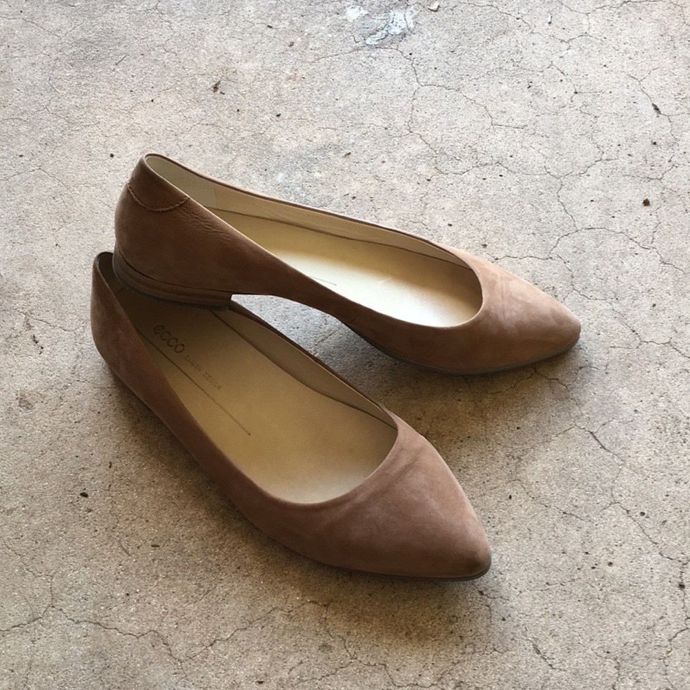 Ecco Caramel Suede Flats - Picture 1 of 6